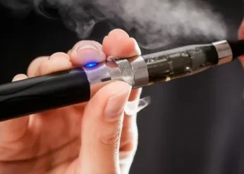 Youtube, Facebook, Instagram e Mercado Livre têm 48h para remover propagandas de cigarros eletrônicos