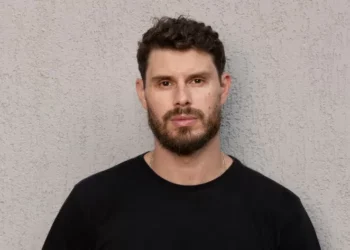 Bruninho abre o coração em biografia: ‘Precisei provar meu valor’