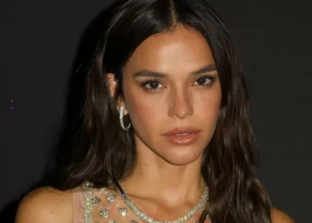 Neymar no pódio: a posição de Bruna Marquezine no Instagram do Brasil