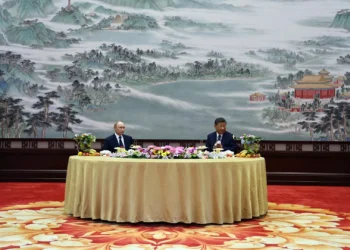 Xi Jiping recebe em Pequim “velho amigo” Putin e Kim Jong-un