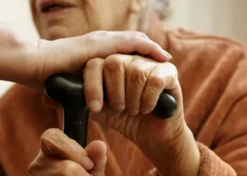 Países devem agir com urgência para enfrentar ‘crise’ de doenças neurológicas, alerta OMS