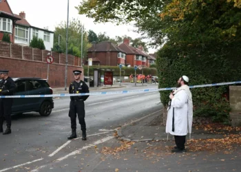 Suspeito de ataque em sinagoga de Manchester é britânico de descendência síria