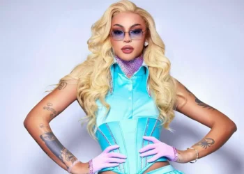 Pabllo Vittar: ‘Não tenho que passar mensagem política com Halloween’