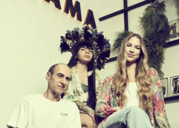 O movimento de estilista e indígena que fará de desfile um ato ambiental