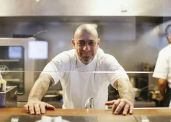 Henrique Fogaça se pronuncia após explosão em restaurante em São Paulo