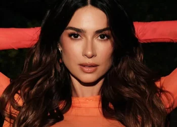 Evangélica, Thaila Ayala explica como influencia seguidores para sua fé