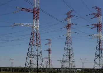 Apagão. Falhas em cascata na produção renovável causam colapso