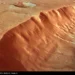 Sonda em Marte captura imagens inéditas de canais formados por água; confira vídeo