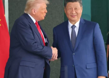 Trump vai à China em abril