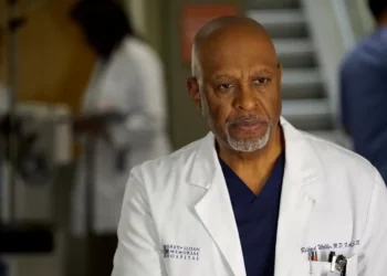 Ator de ‘Grey’s Anatomy’ revela diagnóstico de câncer por meio da série