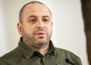 Representantes de Kiev e dos EUA iniciam reunião sobre plano de paz