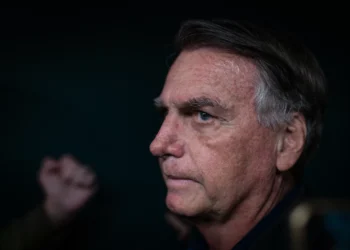 Bloqueio do nervo frênico: entenda método realizado em Bolsonaro para soluços