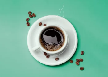 Quer extrair o melhor do seu café? Pesquisa da USP revela jeito de preparar que mais preserva antioxidantes