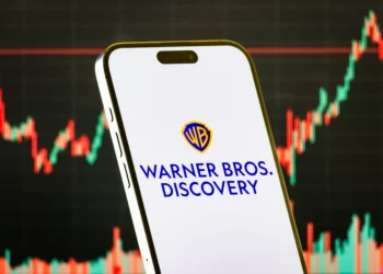 Paramount alfineta Netflix e garante que seguirá na disputa pela Warner