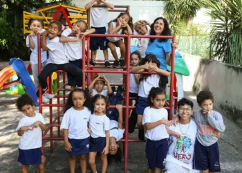 Dia do Orientador Educacional: profissão gera escolas mais acolhedoras