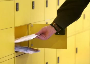 Ao fim de 400 anos, correios da Dinamarca vão entregar os últimos postais de Natal