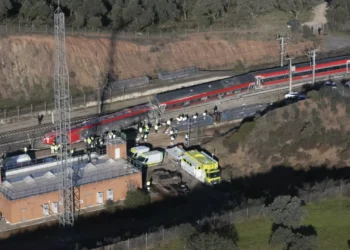 Dois portugueses no acidente ferroviário em Espanha estão bem