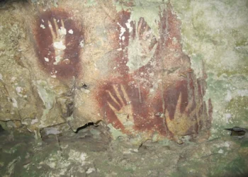 Arte rupestre de quase 68 mil anos pode ser a mais antiga do mundo