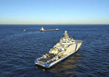 Navio suspeito de rutura de cabo submarino no Báltico seguia da Rússia para Israel