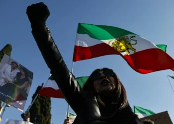 Diretor de operadora de telecomunicações no Irão demitido por não bloquear internet