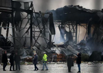 Quatro mulheres morreram em explosão numa fábrica de bolachas na Grécia