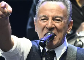 Bruce Springsteen lança canção em homenagem às vítimas de Minneapolis