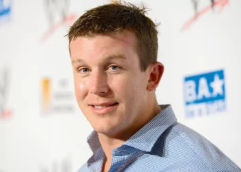 O ex-lutador profissional envolvido em escândalo de desvio de dinheiro