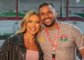 Mestre da Grande Rio desabafa sobre responsável por notas no Carnaval 2026