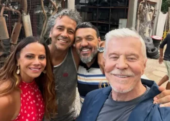 A convivência de Belo e Viviane Araujo nos bastidores de ‘Três Graças’